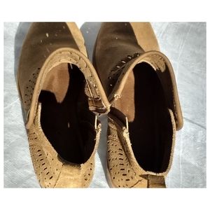 baretraps georgia booties